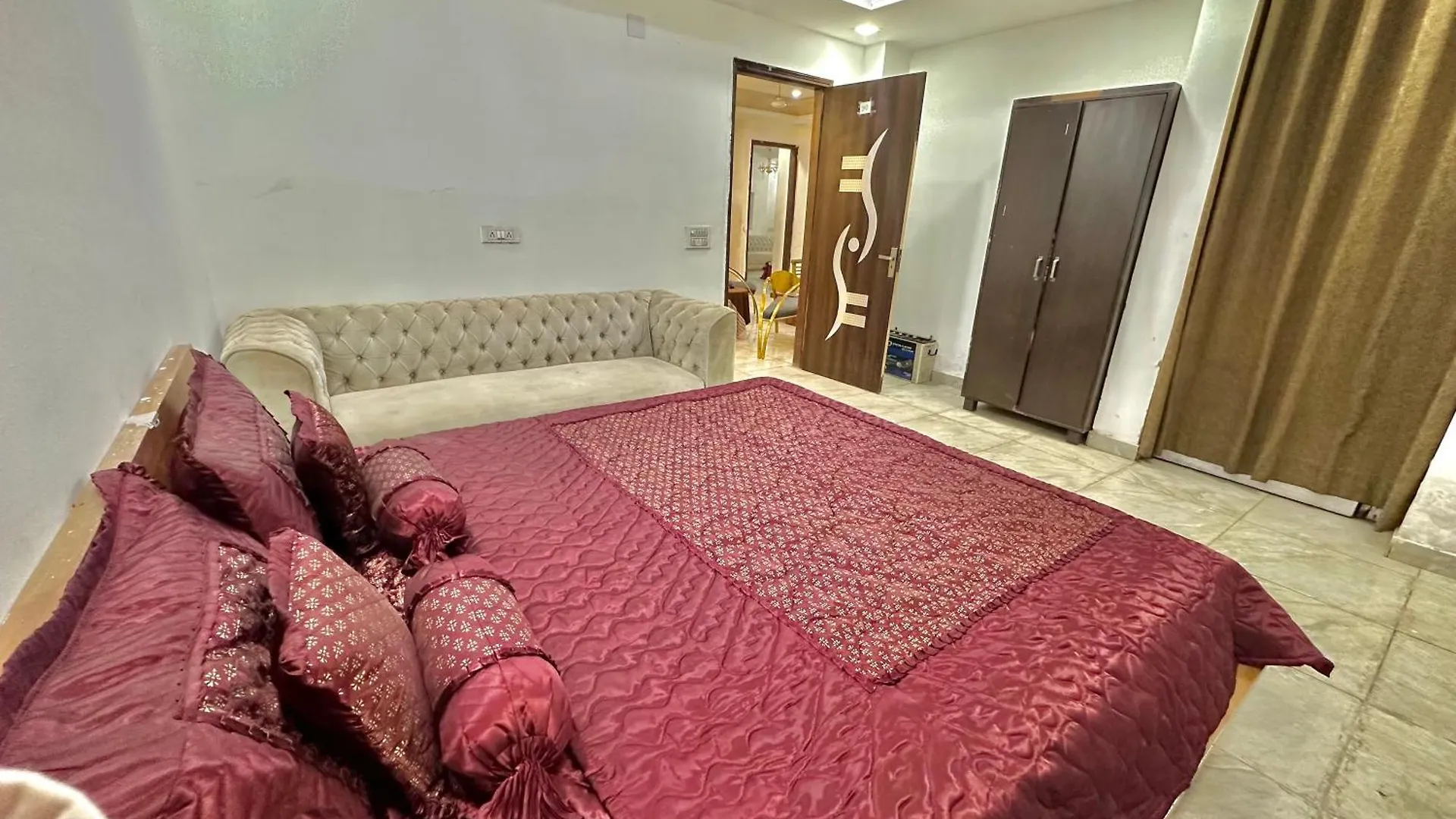 Entire 9 Bhk Villa For Marriages And Parties Gurgaon 0*,